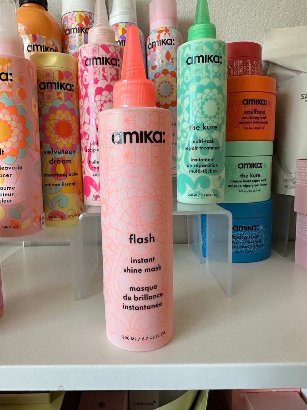Amika Flash
